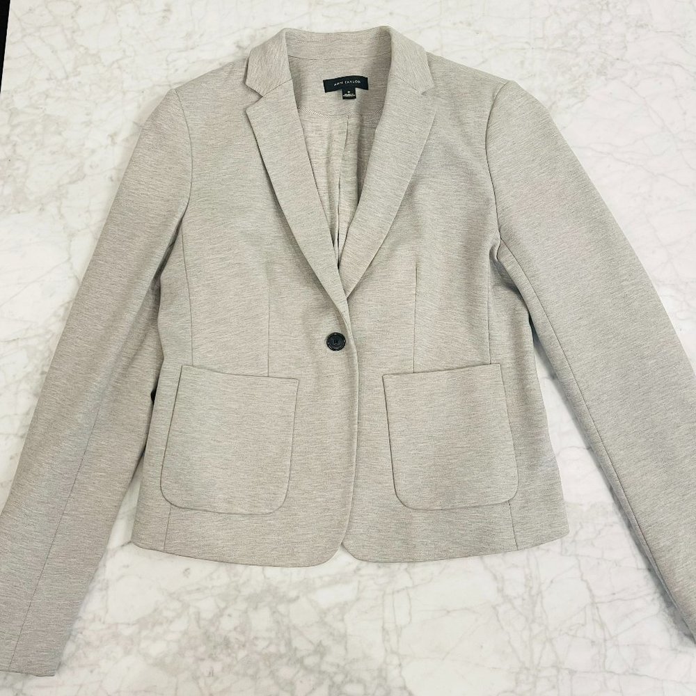 Ann Taylor Gray Blazer Women's Size 6